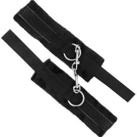 INTENSE FETISH Zestaw akcesoriow - kajdanki, maska, piorko, skora wegańska INTENSE