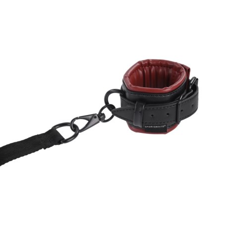 Sportsheets Under The Bed Set Czerwono-Czarny Regulowane Mankiety