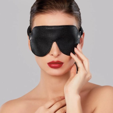 Allure Reversible Eye Mask dwustronna maska na oczy czarna skorzana