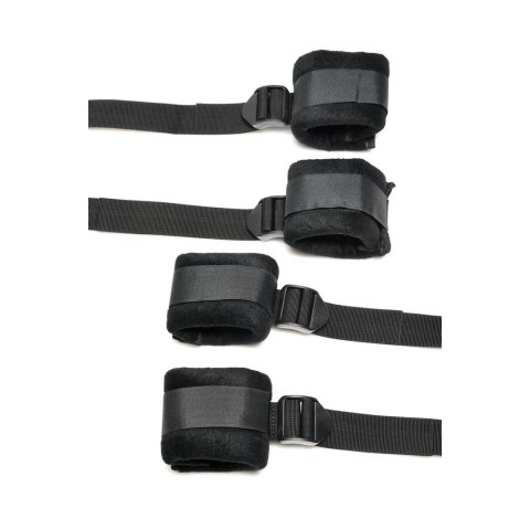 XR Brands Zestaw do krępowania z kajdankami - wytrzymały silikon, uniwersalny rozmiar