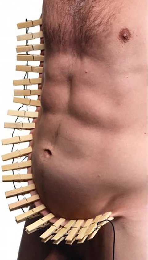 XR Brands łańcuszek do ciała z 24 klipsami, regulowany system