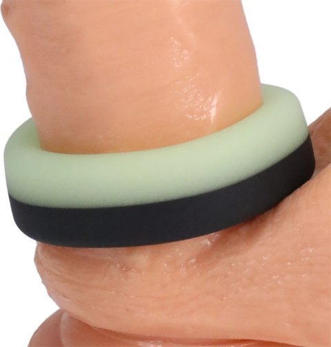 Doc Johnson Big O silikonowy pierścień świecący w ciemności