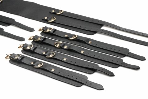 XR Brands Temptress Zestaw Uprzęży Uda i Nadgarstkow Czarny Vegan