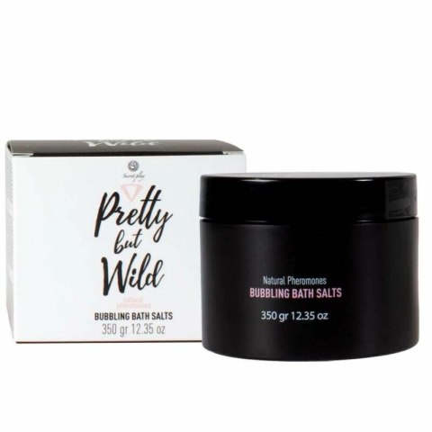 Secret Play Pretty But Wild sol do kąpieli 350g karmelowa pielęgnacja